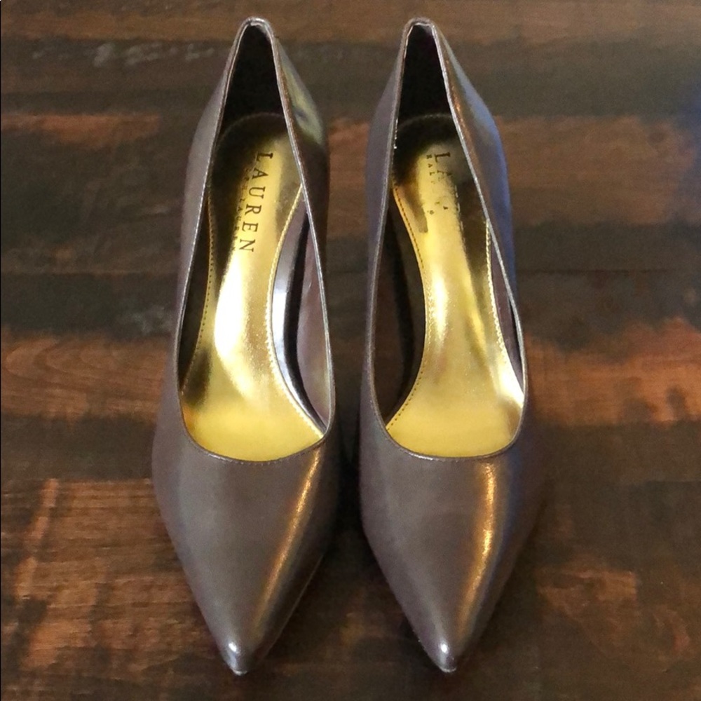 Ralph Lauren Brown Point toe heels size 6.5